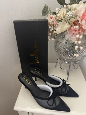 Lulu's Black Pointed-Toe Mesh Bow Mule Heel